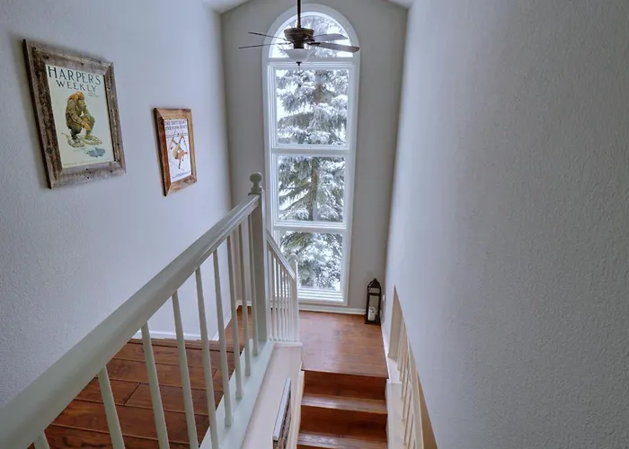 Woods12 Townhome Pet Friendly *