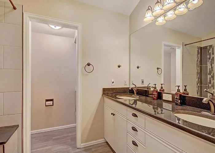 Apartment Woods12 Townhome Pet Friendly